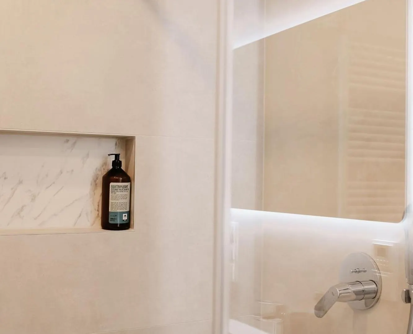 Luxury Suites Vienna 0*,  Austria